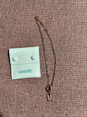 mint&lily initial M pendant necklace Gold-Tone Necklace Like New